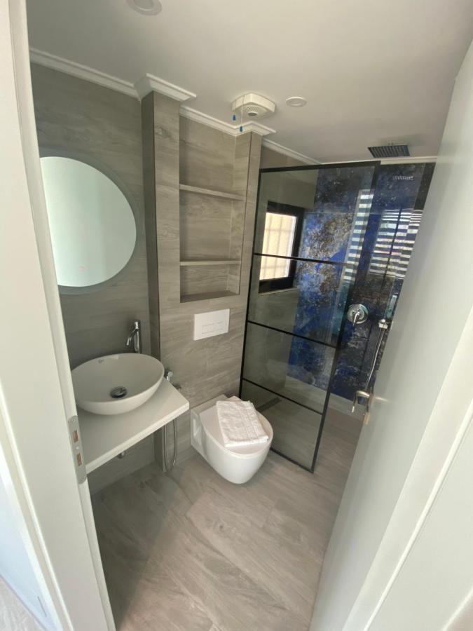 Crown Apartment Саранде Екстериор снимка