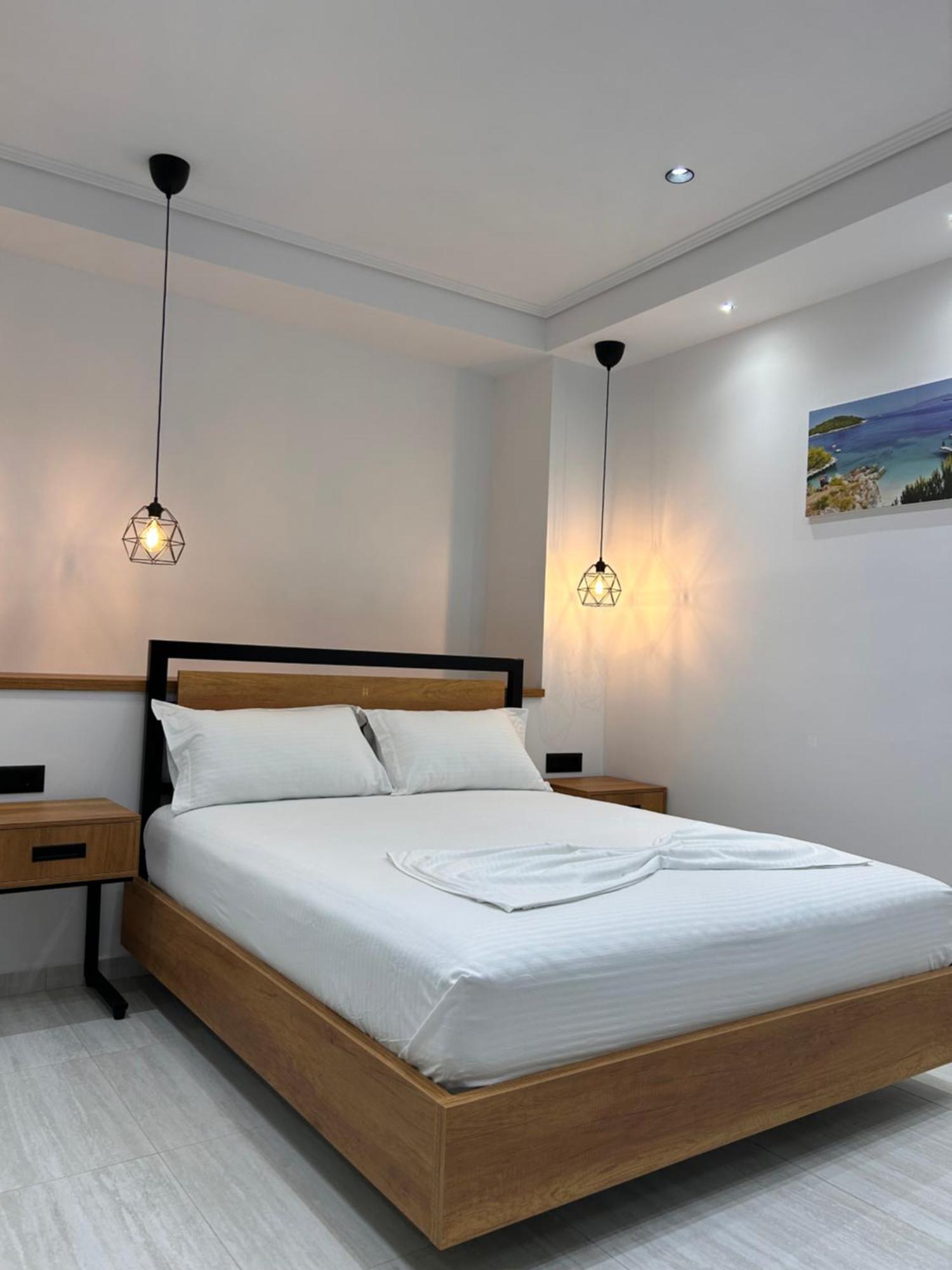 Crown Apartment Саранде Екстериор снимка